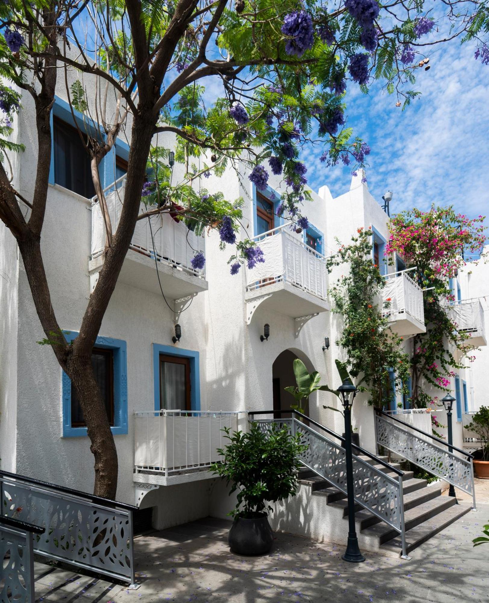 Manuela Hotel Bitez Exterior foto
